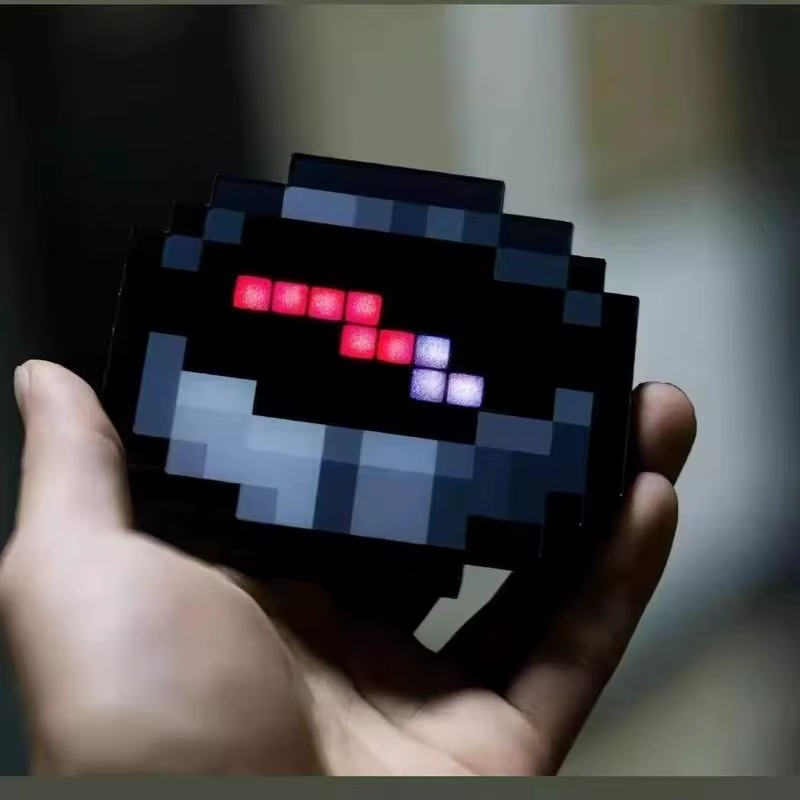 3D Printed Mc Compass Magnetic Game Keychain Pixel Pendant Simple Design Home Decoration Craft Ideal Birthday Festival Gift